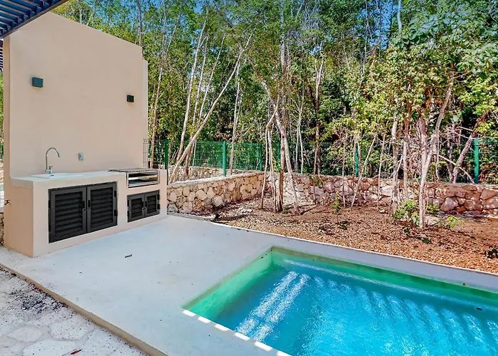 The Hibiscus House