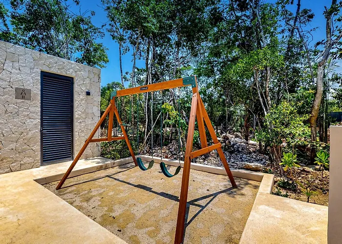 The Hibiscus House Holiday home