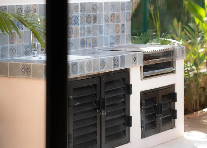 The Hibiscus House Holiday home *