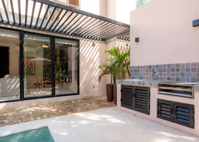 The Hibiscus House Tulum