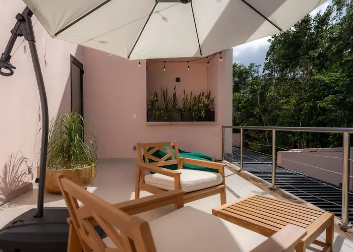 The Hibiscus House * Tulum