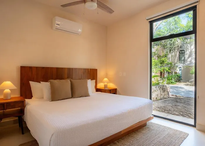 The Hibiscus House Holiday home